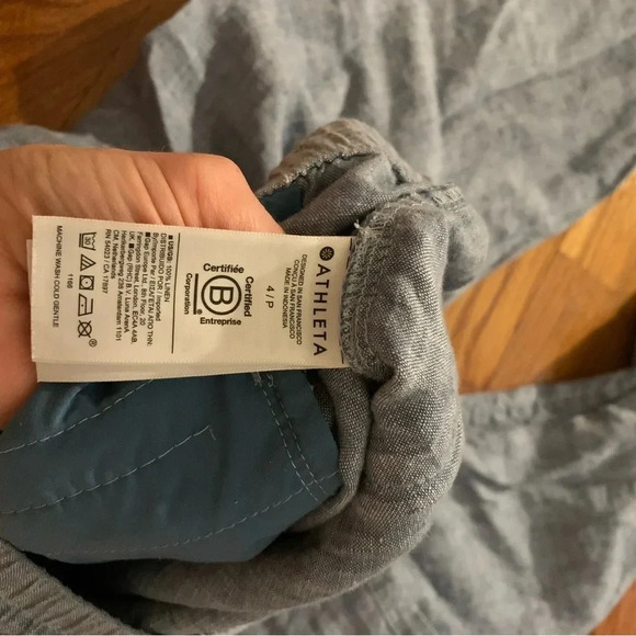 Athleta Linen Retreat Jogger in Chambray - 100% Linen, Size 4 Petite - Picture 5 of 9